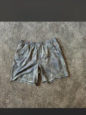 VRST Men's Grey  Shorts  - M L